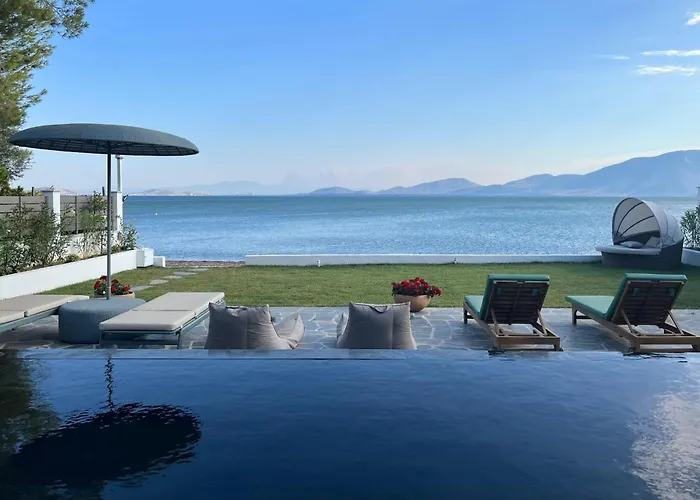 Evia Escape - Beachfront *