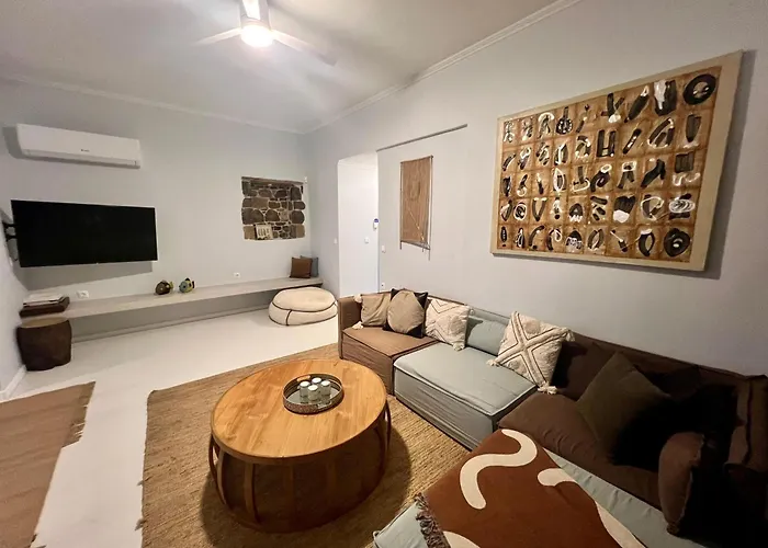 Villa Evia Escape - Beachfront *