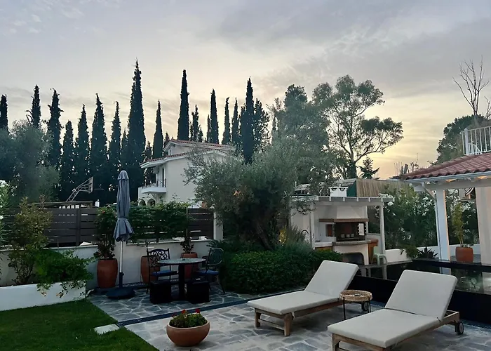 Villa Evia Escape - Beachfront *