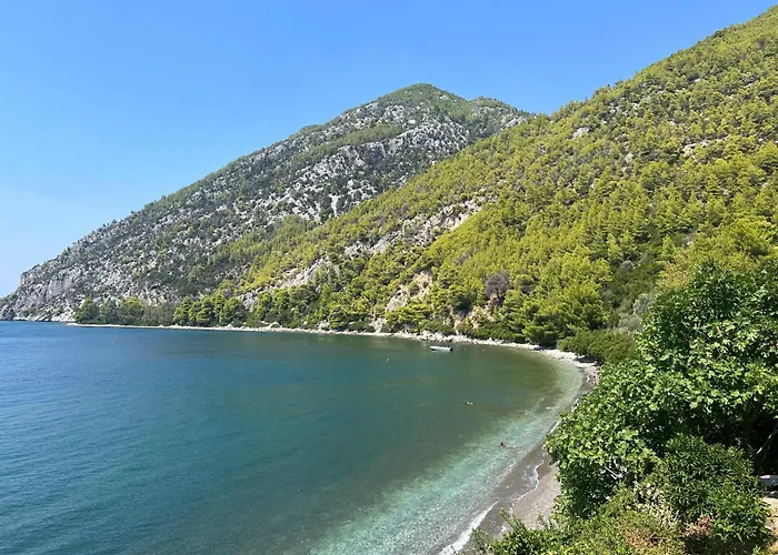 Evia Escape - Beachfront *